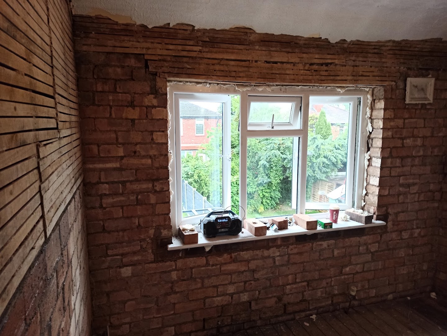 Jaime Hewitt Plastering Services — Photos 5